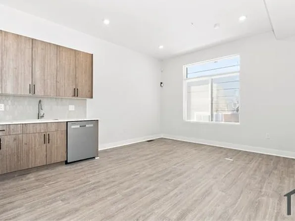 2013 N Croskey St #1, Philadelphia, PA 19121