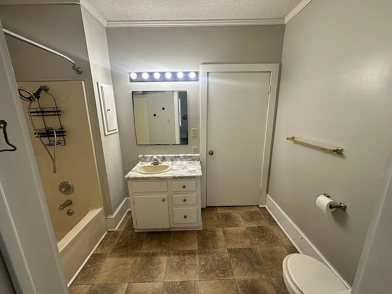 306 Chinquapin Rd — Photo 13
