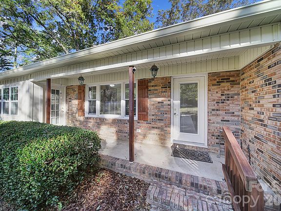 2nd image of 3987 Taxahaw Rd