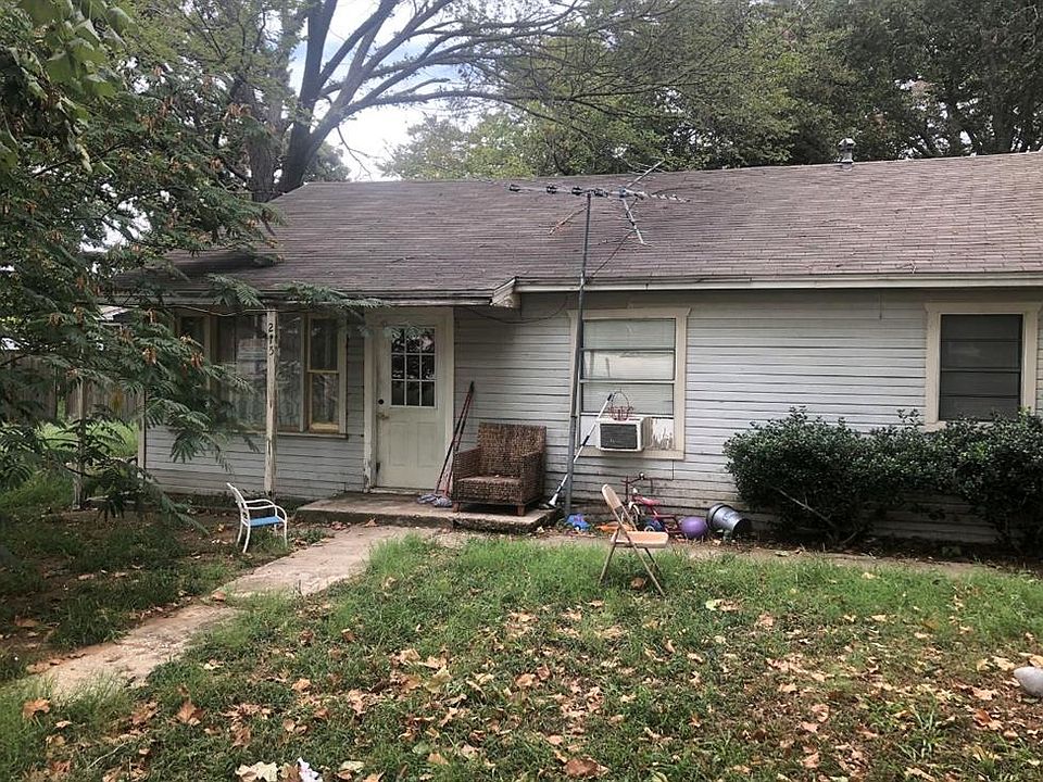 1st image of 215 Dewitt Ave