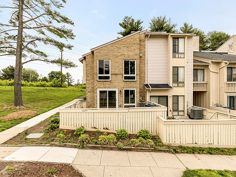 10229 Ridgeline Dr — Photo 3