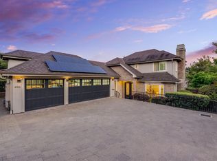496 Summit Dr, Redwood City, CA 94062