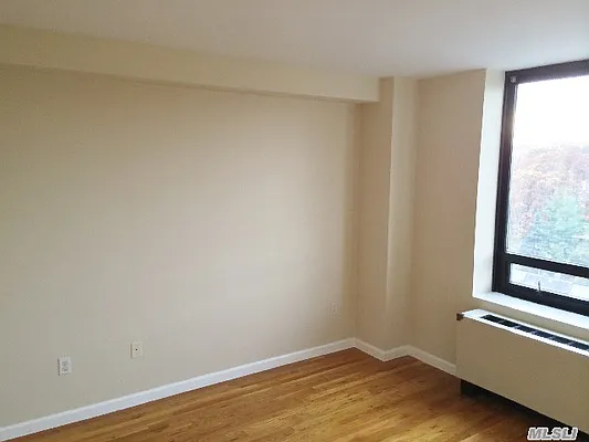 Rented by Prime Realty | media 21