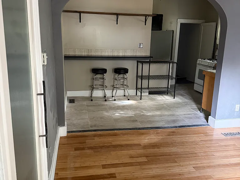 553 E 700 S #3 — Photo 12