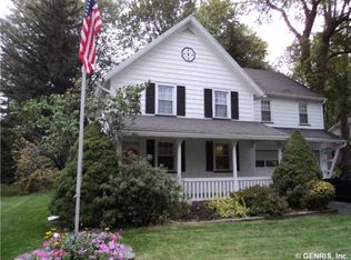 1592 Blossom Rd, Rochester, NY 14610