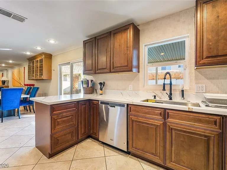 2419 Vegas Valley Dr — Photo 14