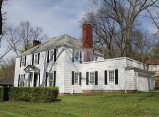2 Edgewood Blvd, Mount Vernon, OH 43050
