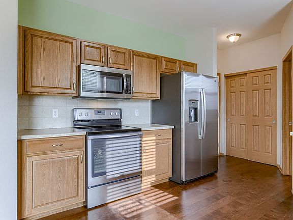 5th image of 2415 Quartz Dr