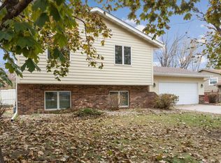 1274 Harrison St S, Shakopee, MN 55379