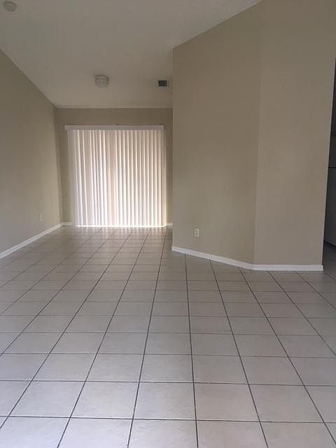 2nd image of 2437/2439 Park Rd