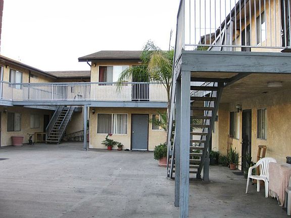 3rd image of 330 E Cypress St #203