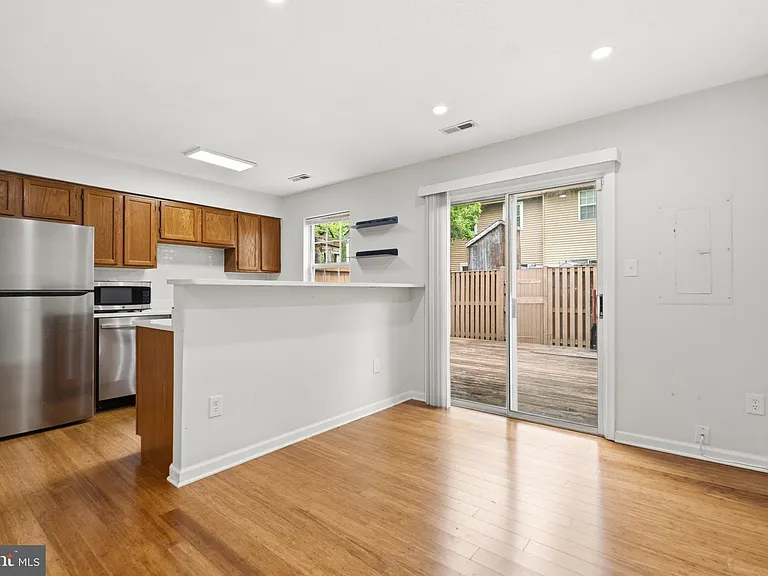 15711 Ambiance Dr — Photo 12
