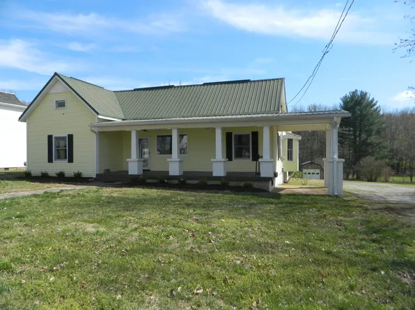 209 S Russell St, Portland, TN 37148
