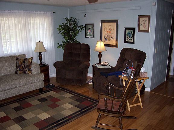 5th image of 3035 Dover Ln
