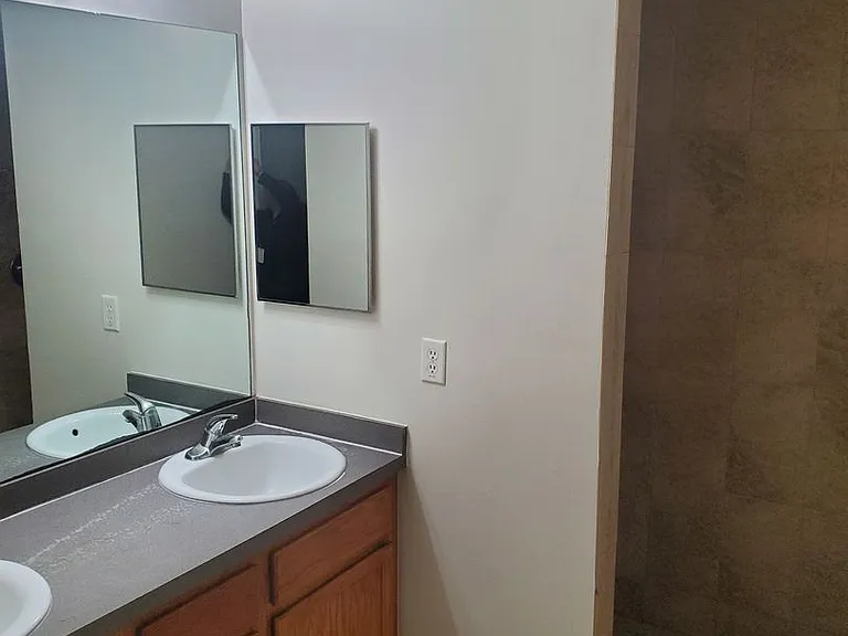 307 Urbana St — Photo 13