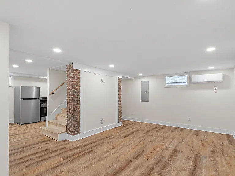 64 Druid Dr — Photo 8