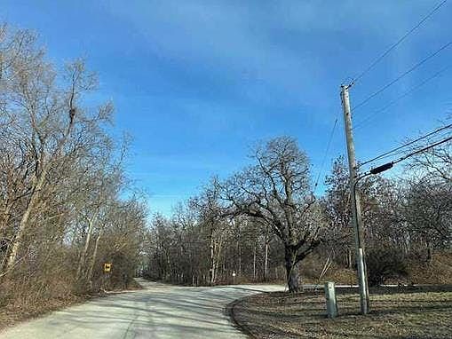 5th image of 39747 N State Park Rd