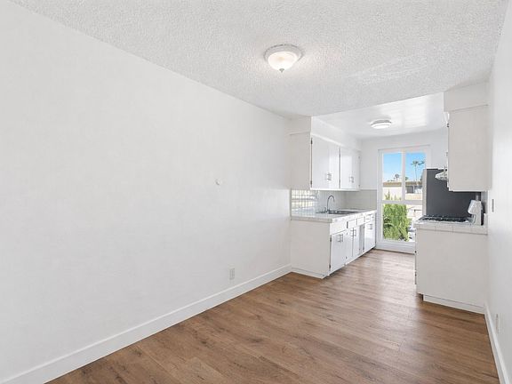 5th image of 6828 Fulton Ave #6A