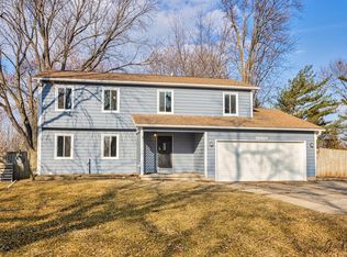 36426 N James Ct, Lake Villa, IL 60046