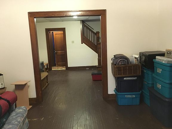 4th image of 2414 Adams Ave