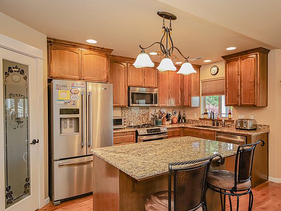 5th image of 465 Sienna Hills Dr
