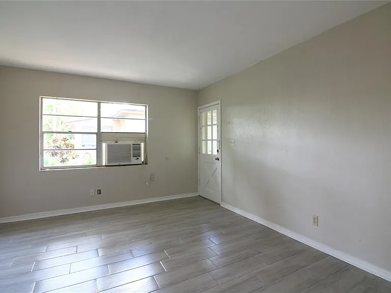 1116 S Tennessee Ave — Photo 3