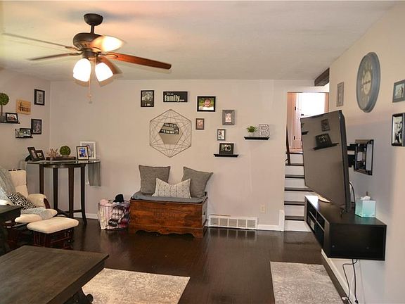 5th image of 5902 Doxmere Dr
