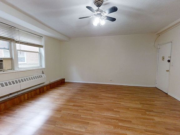 5th image of 6295 Broadway APT B2