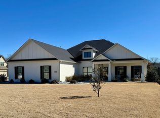 111 Park Trail Dr, Madison, AL 35756
