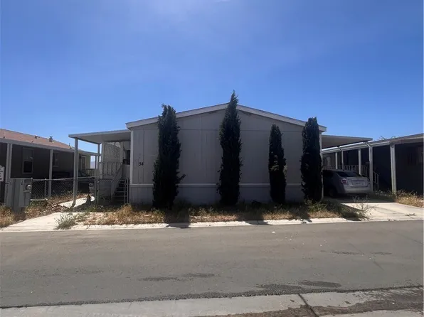 20843 Waalew Rd Spc C34, Apple Valley, CA 92307