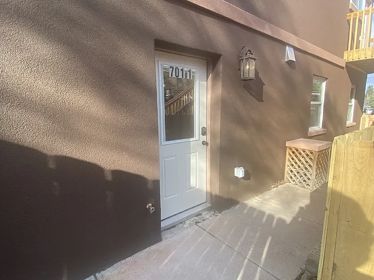 701 Prospect Pl #LOWER — Photo 20