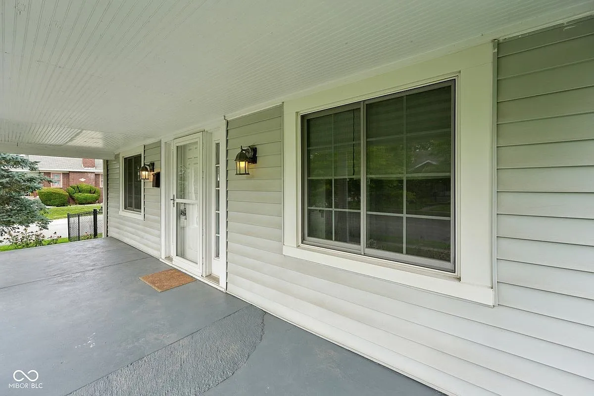 Building Photo - 1241 N Linwood Ave