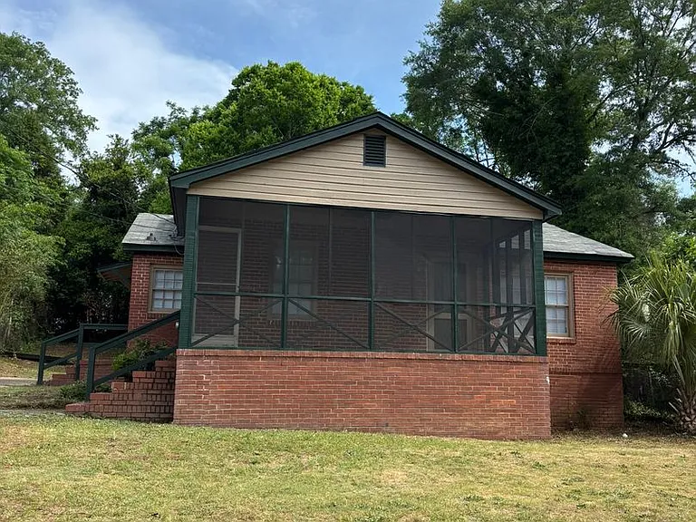 3931 Dexter Dr — Photo 1