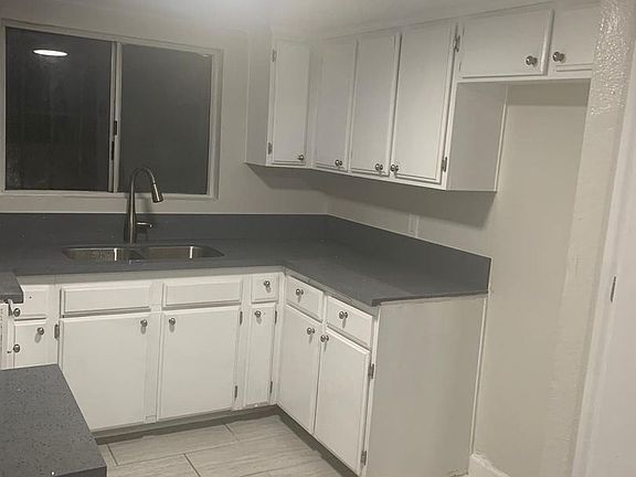 5th image of 11308 S Figueroa St APT A