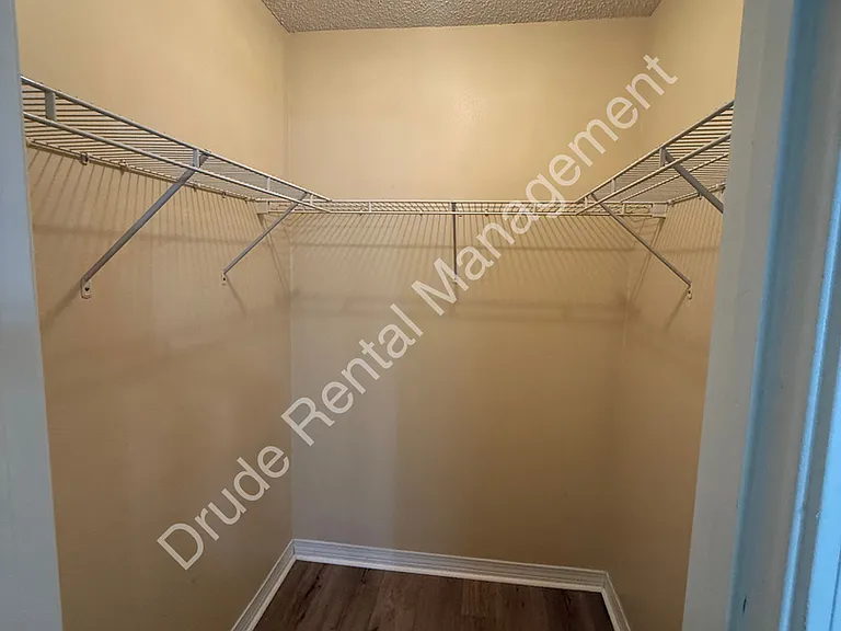 508 Cedar Ln — Photo 20