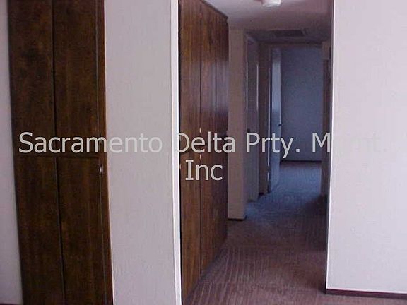 5th image of 5520 Millhouse Pl