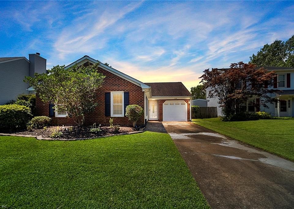 Beautiful ranch close to bases and the beach
