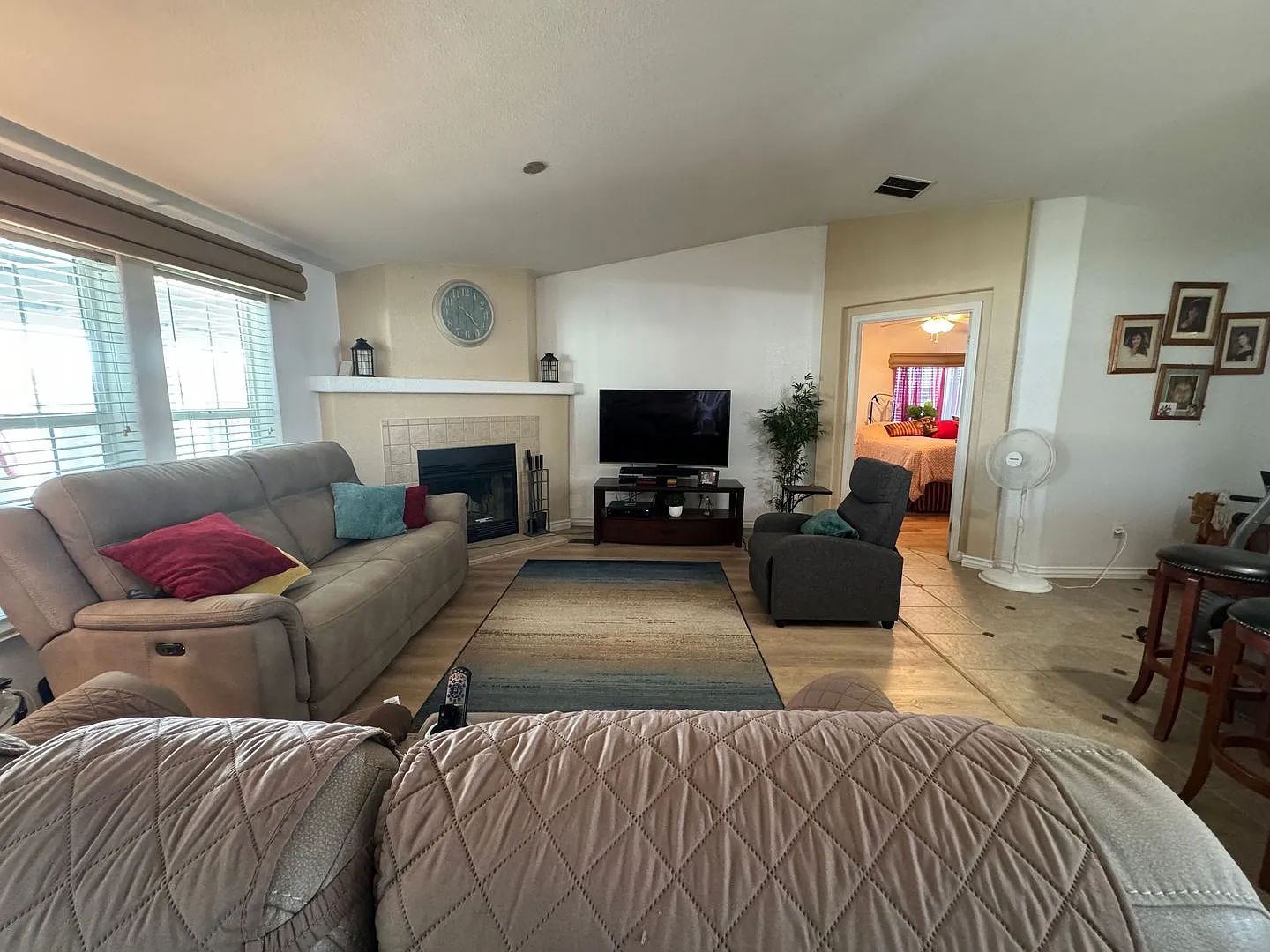 3Br Furnished Vacation Home with addl lot with RV Hookups Utilities Included — Photo 4