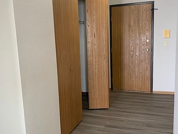 5th image of 1202 34th Ave S #303