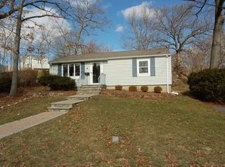 1 Vista Cir, Arlington, MA 02474