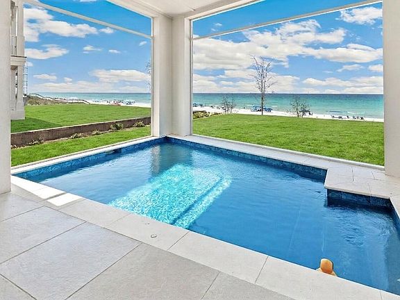 5th image of 297 Gulf Shore Dr