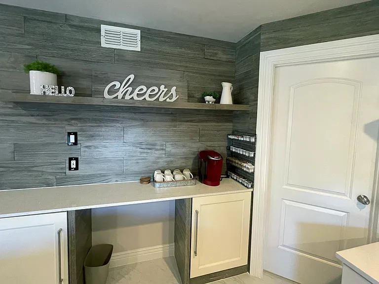 Kitchen - Coffee Bar