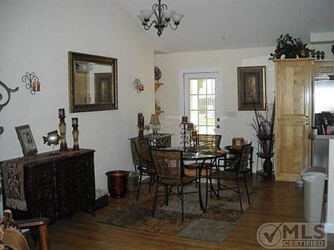 5th image of 66 Meadowlark Dr