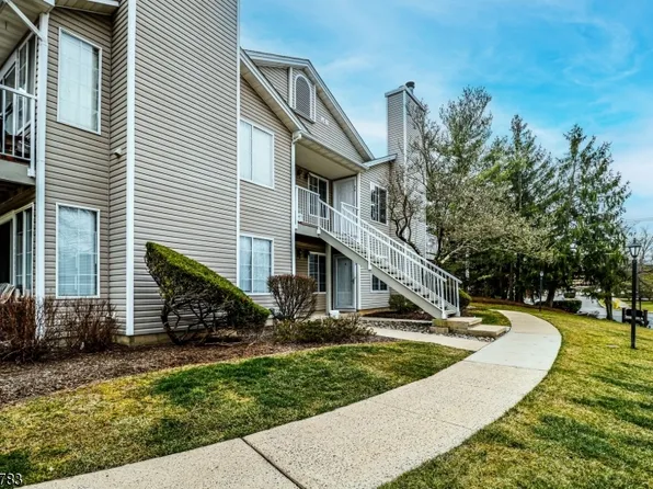 33 PINE COURT, Bedminster Twp., NJ 07921