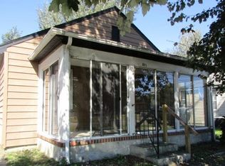 801 Cralle Ave, Tappahannock, VA 22560