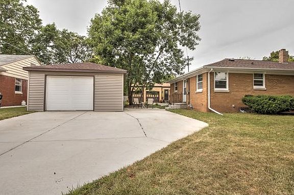 4th image of this home