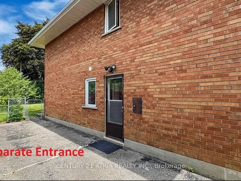 60 Beacham Cres #LOWER — Photo 4