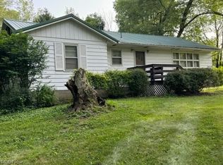 20238 Nashville Rd, Glenmont, OH 44628