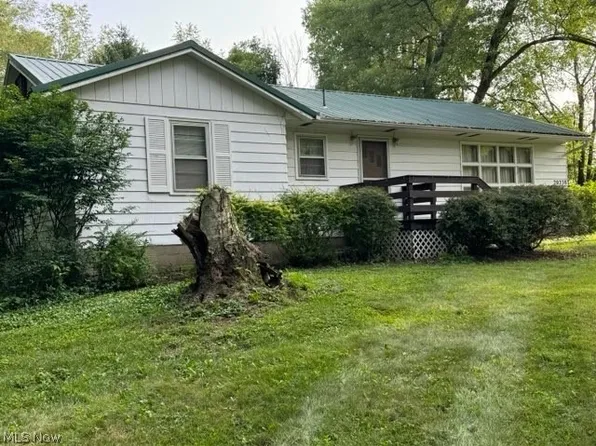 20238 Nashville Rd, Glenmont, OH 44628