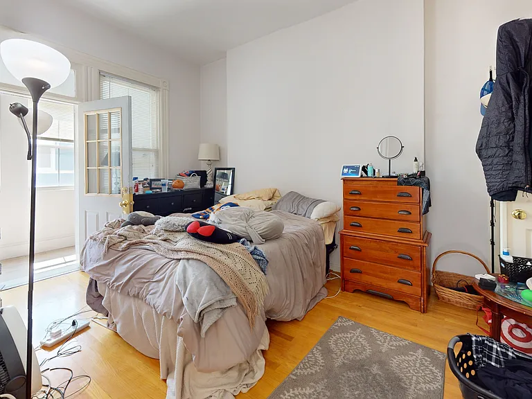 41 Laurel St #2 — Photo 7